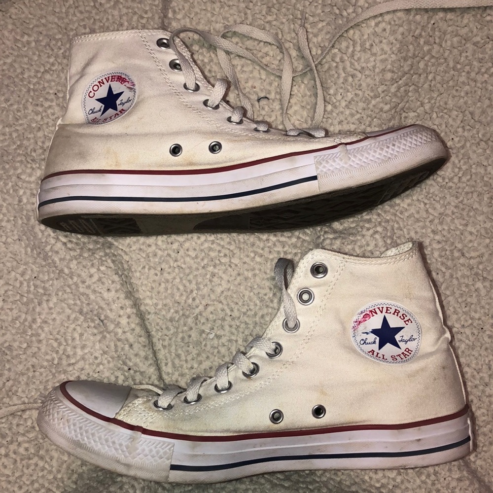 Classic White converse (good condition)